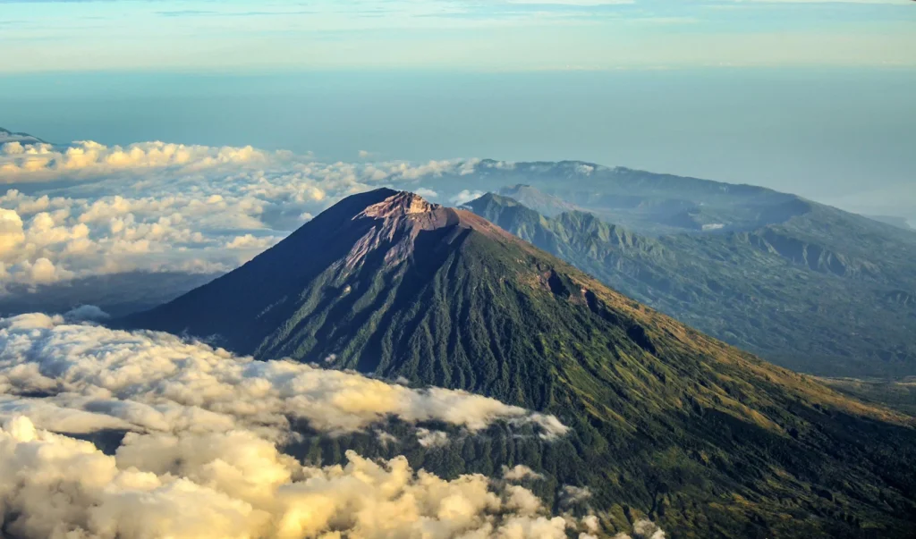 Gunung Agung - Basecamp 369